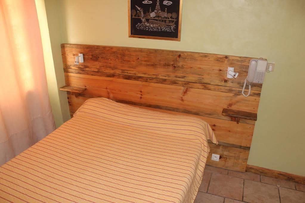 Hotel Les Callunes Anciennement Le Beausejour Annot
